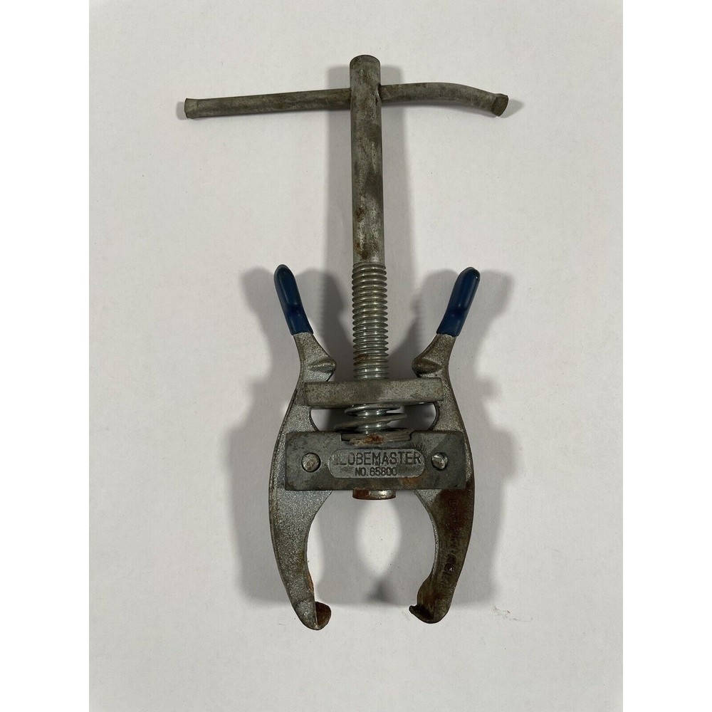 Vintage Globemaster Tools No. 65800 Battery Terminal Puller